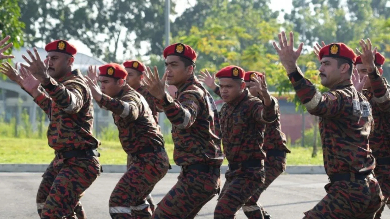 Legasi: Bomba the Movie backdrop
