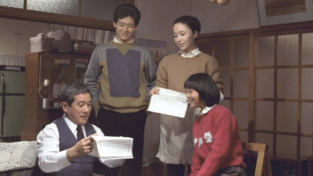 Sketchbook of Early Spring backdrop