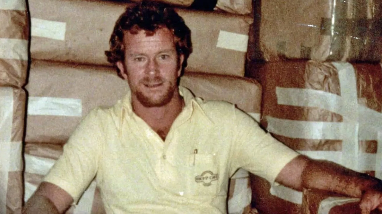 The Green Flash backdrop