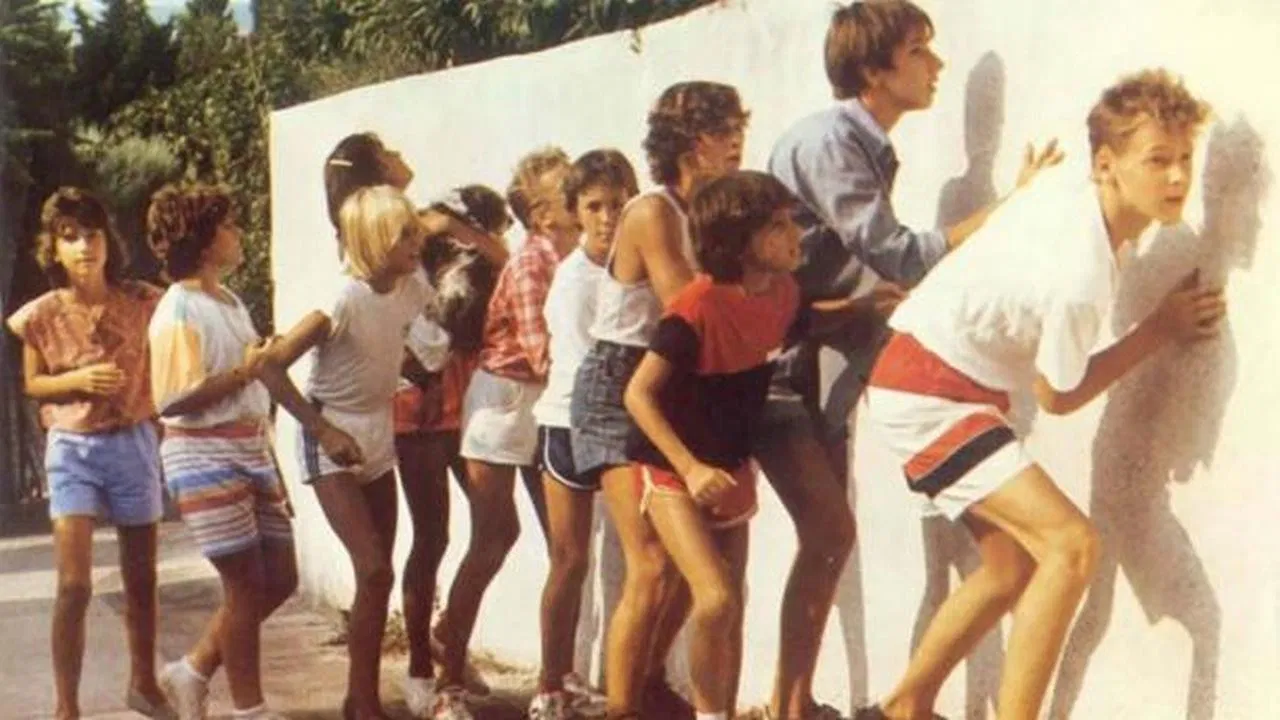 A Summer in a Sea Shell backdrop