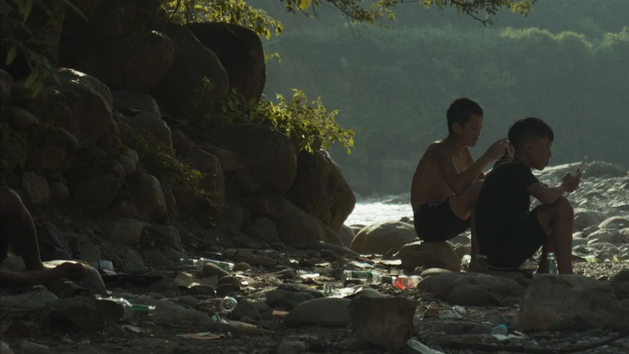 If a Walnut Falls backdrop