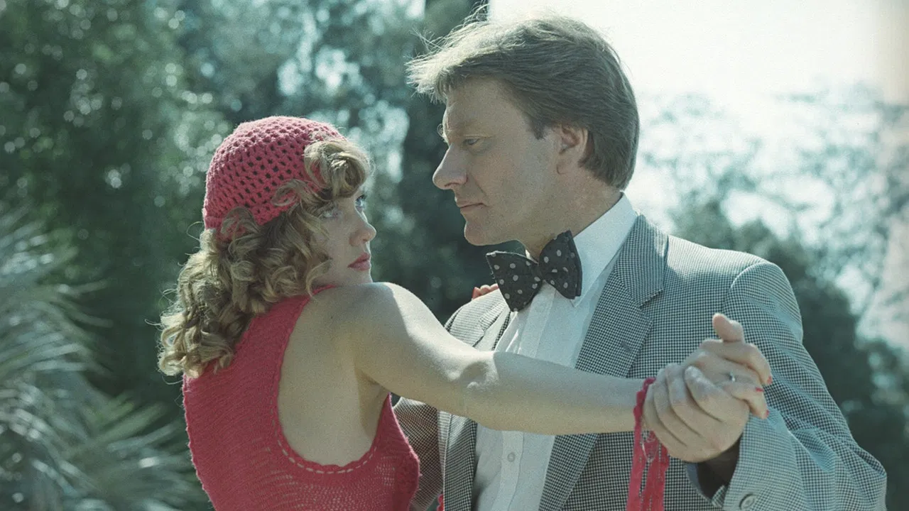 Be My Husband backdrop