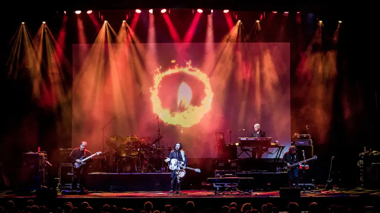 Marillion - The Light at the End of the Tunnel Tour backdrop