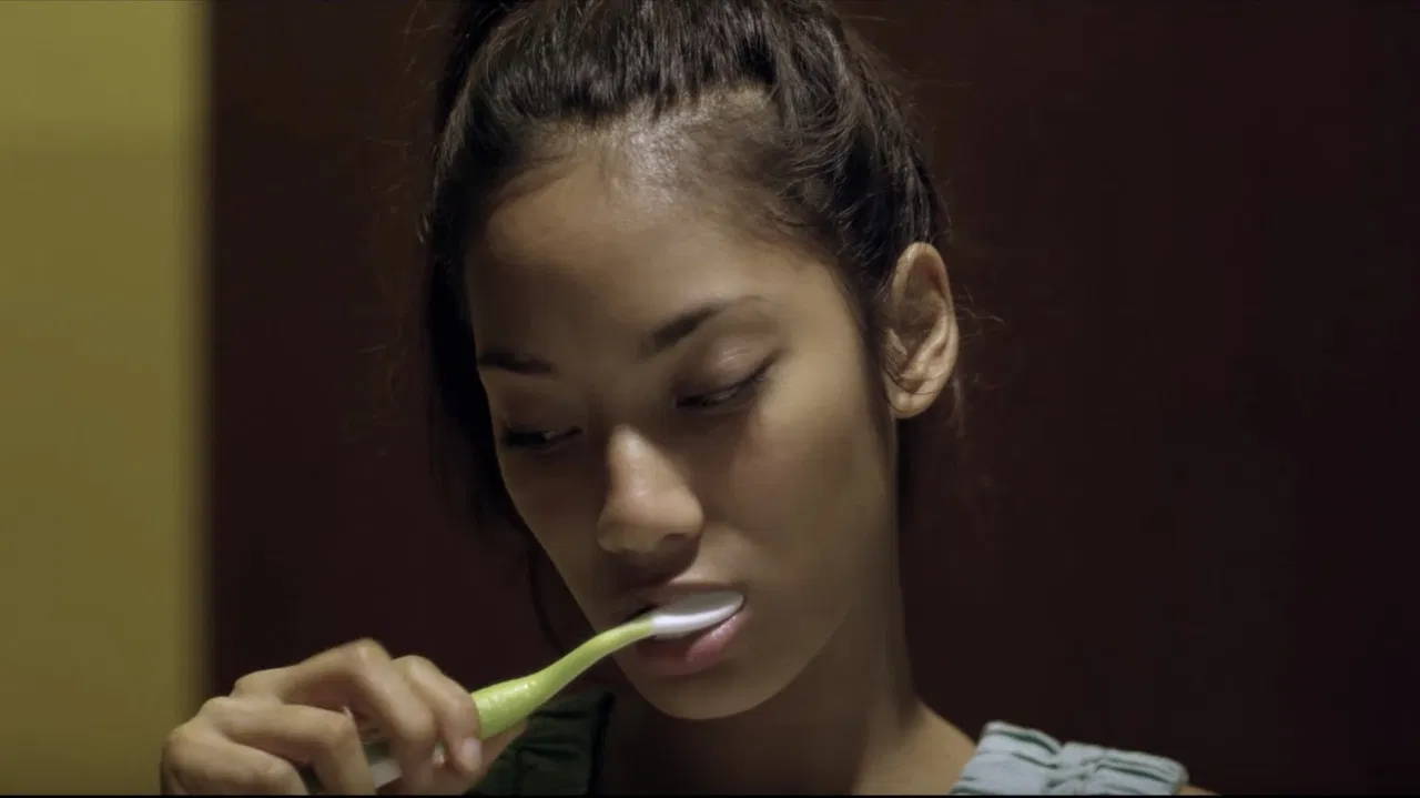 Fresh to Move On backdrop