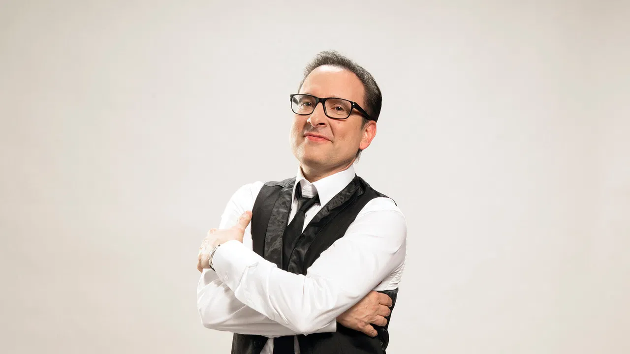 Le grand saut backdrop