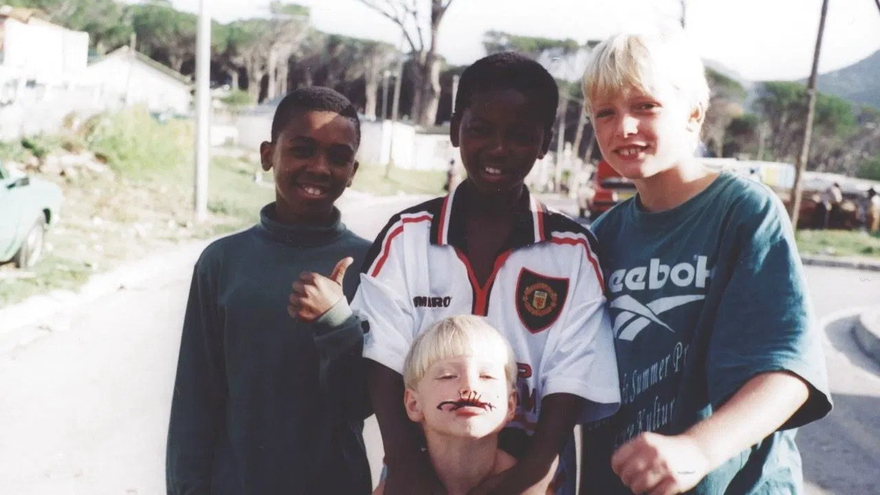 My African Diary backdrop