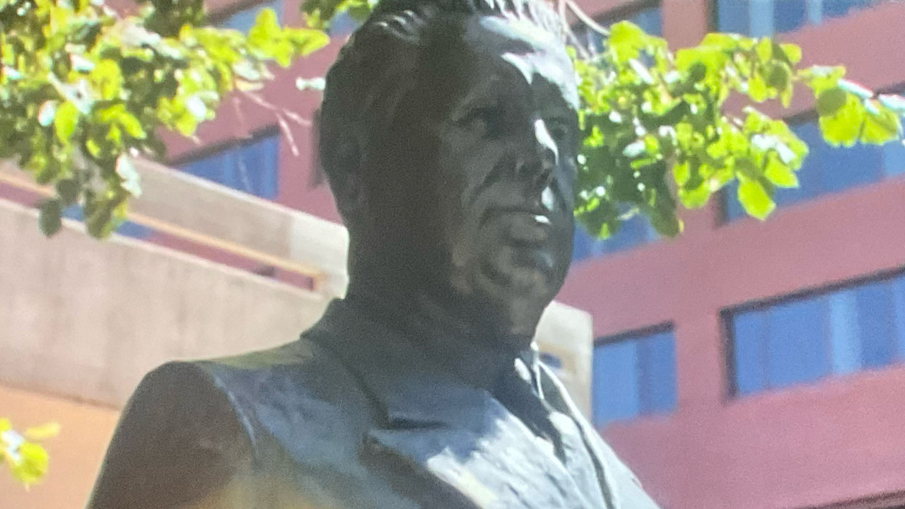 The Untold Story of Ralph Carr and the Japanese: The Fate of 3 Japanese-Americans and the Internment backdrop