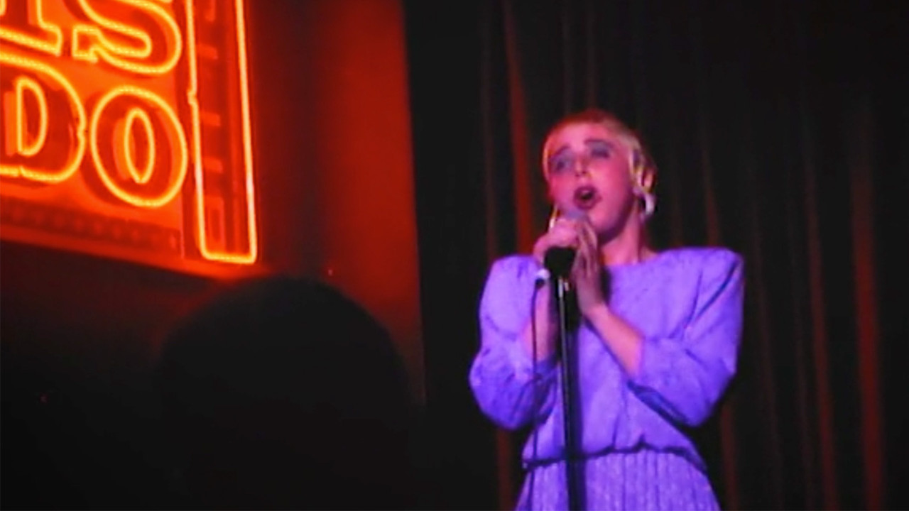 Molly's Single backdrop