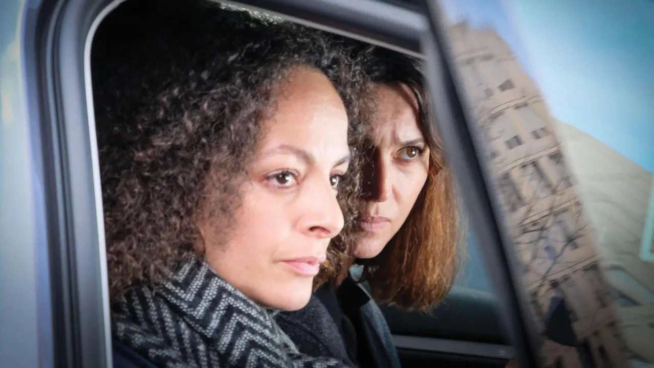 Prêtes à tout backdrop