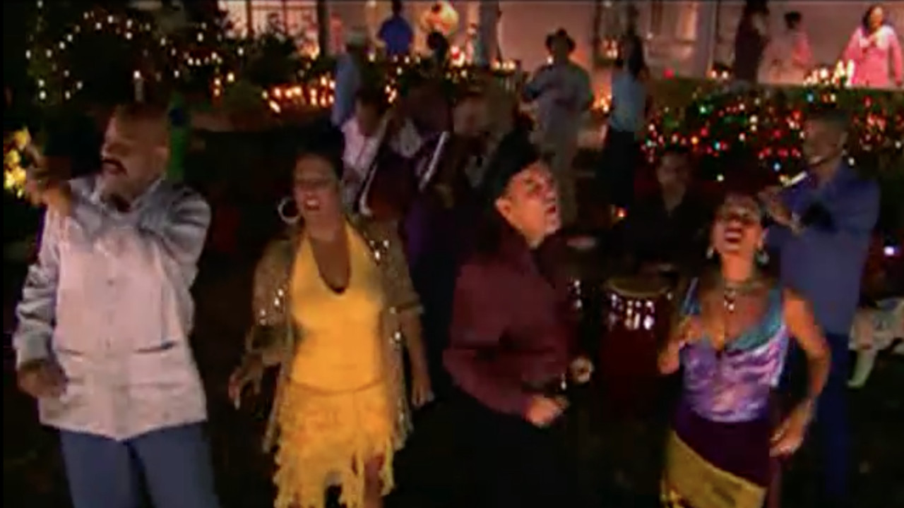 En mi país backdrop