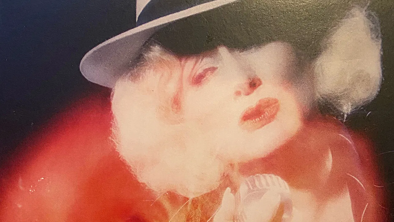 Karin Bloemen & Cor Bakker: De Diva & De Divan backdrop