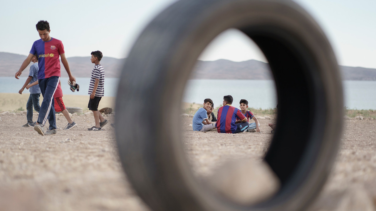 Baghdad Messi backdrop