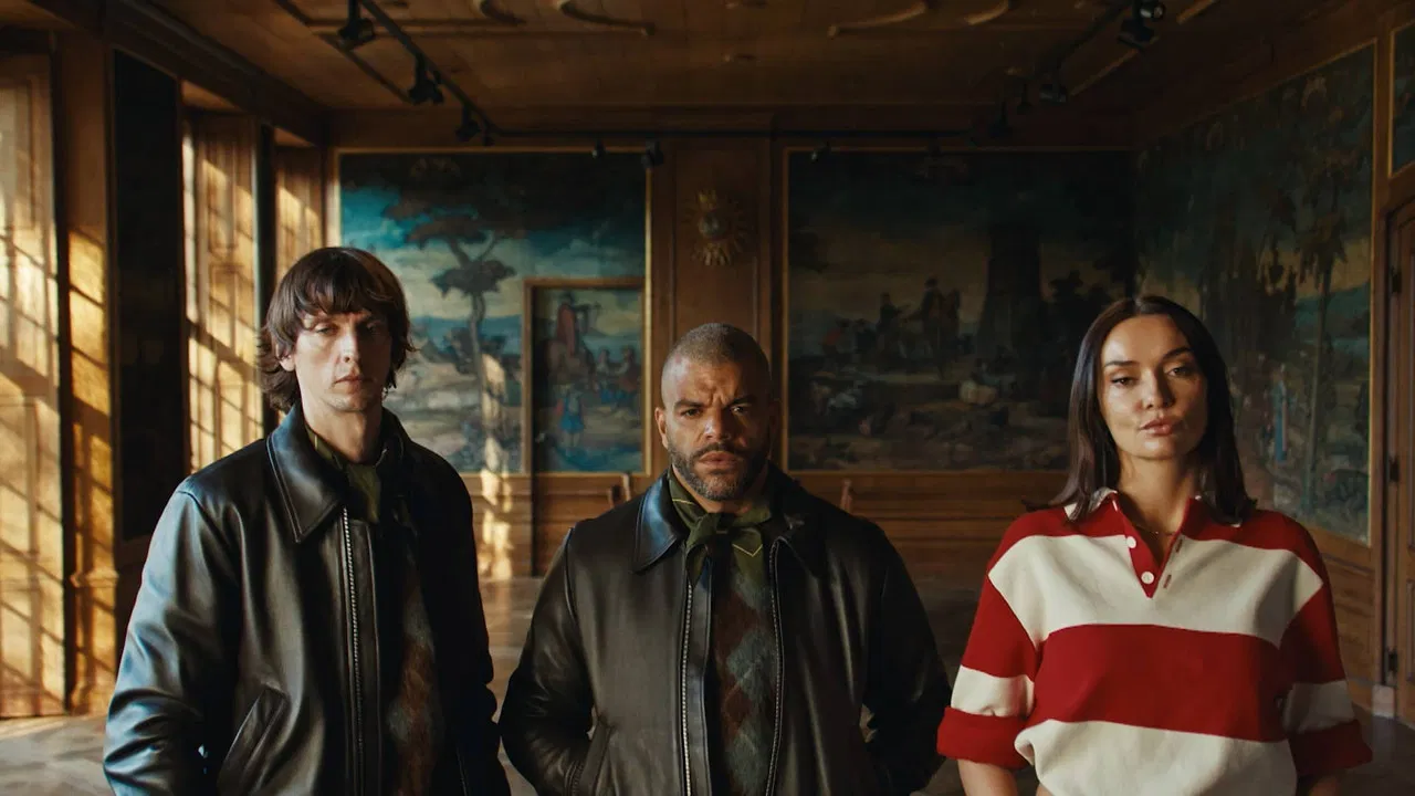 Yous & Yay in the Wild backdrop