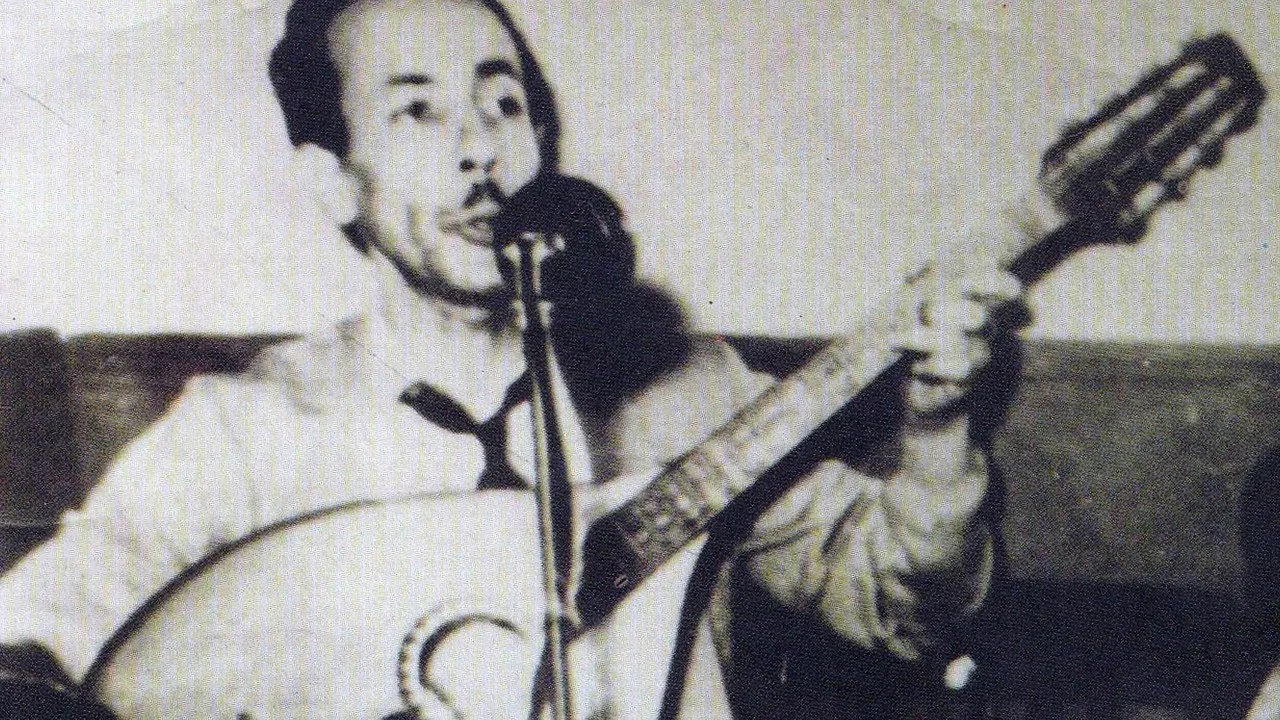 Cheikh El Hasnaoui, from the White House to the Blue Ocean backdrop