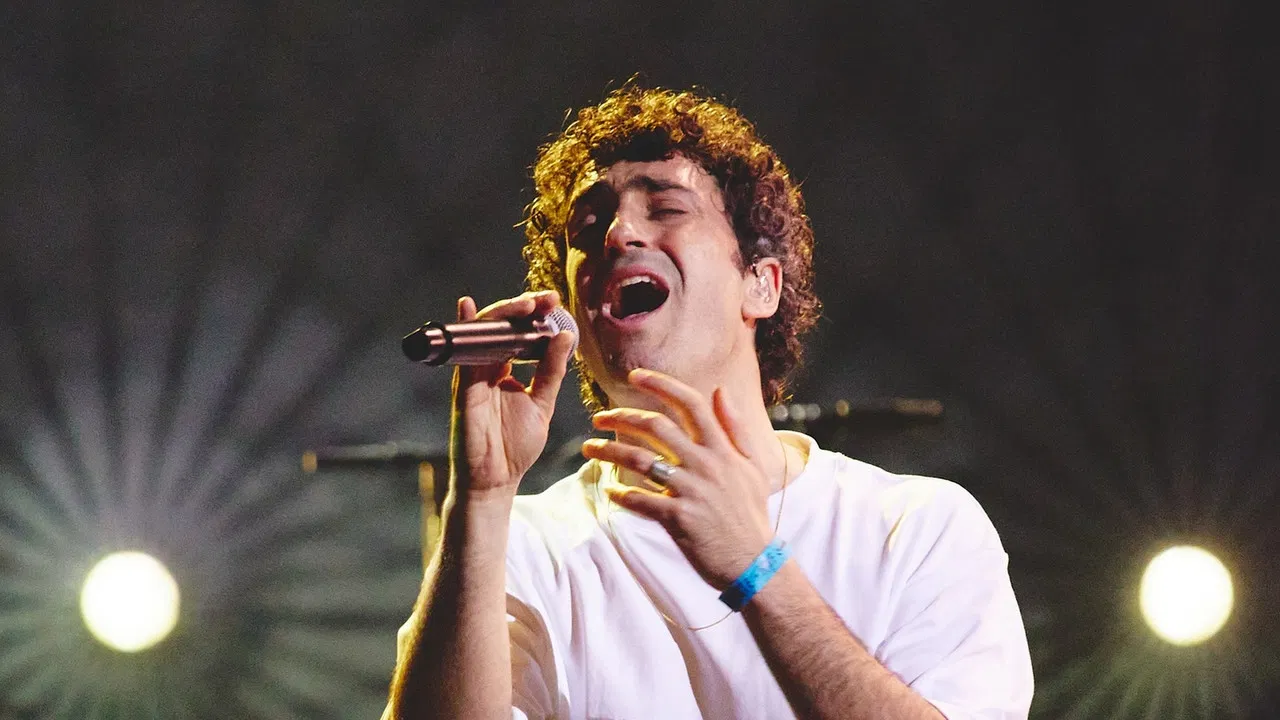 Terrenoire & l’Orchestre du Nouveau Monde présentent "Protégé.e" - Hyper Weekend Festival 2025 backdrop