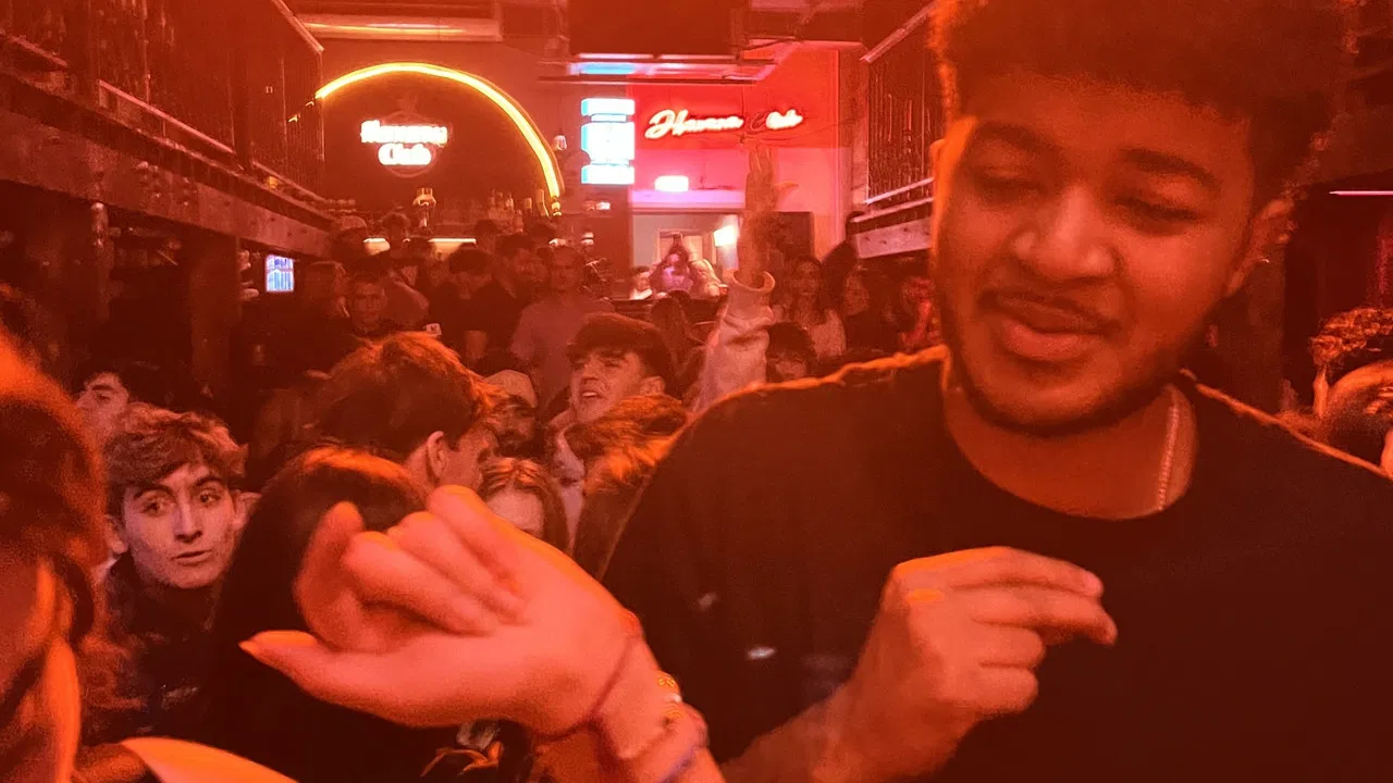 Cracovie, My Love backdrop