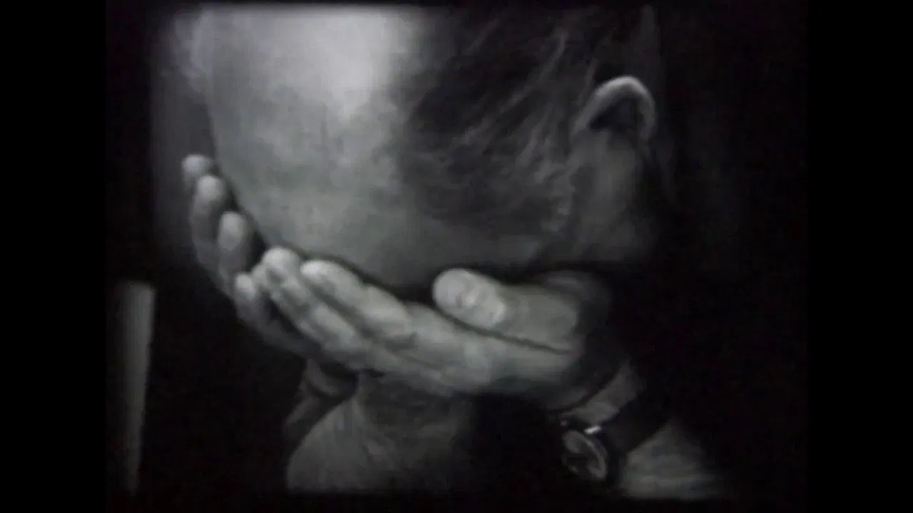 Begrijpt u nu waarom ik huil? backdrop