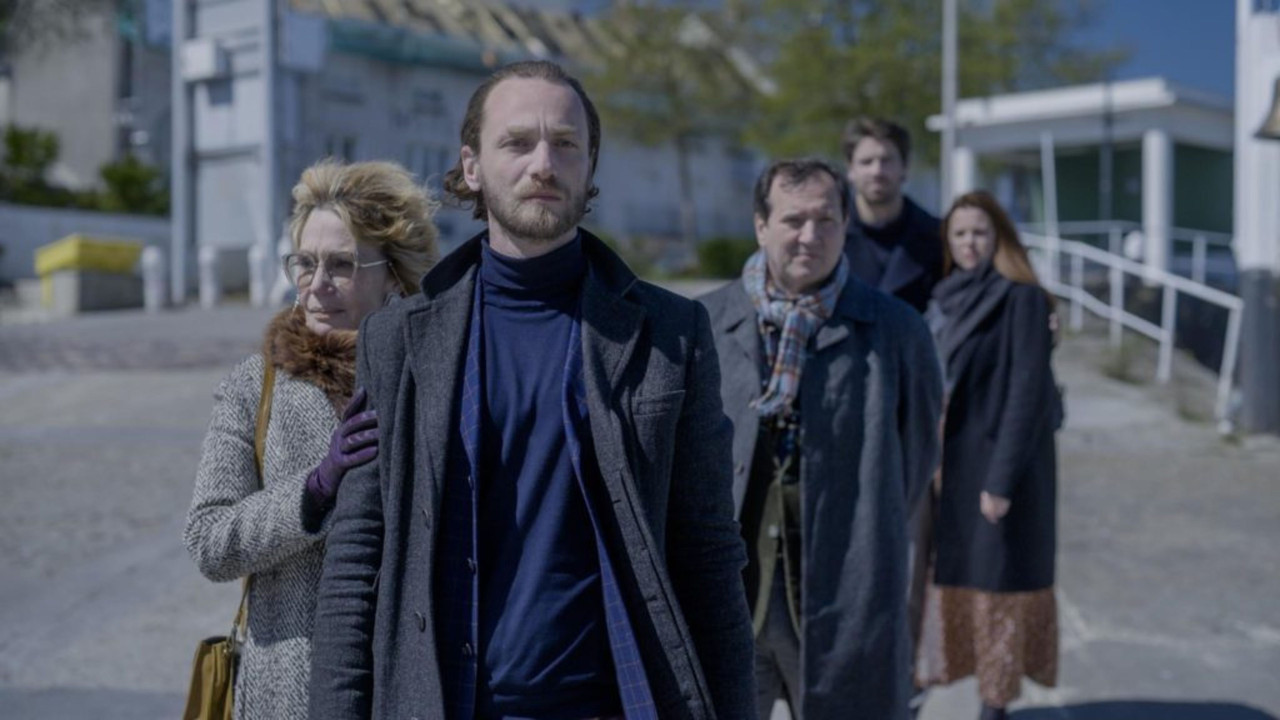 Pierre & Jeanne backdrop