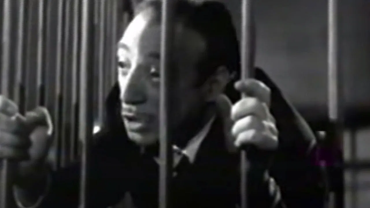 Se necesita un hombre con cara de infeliz backdrop