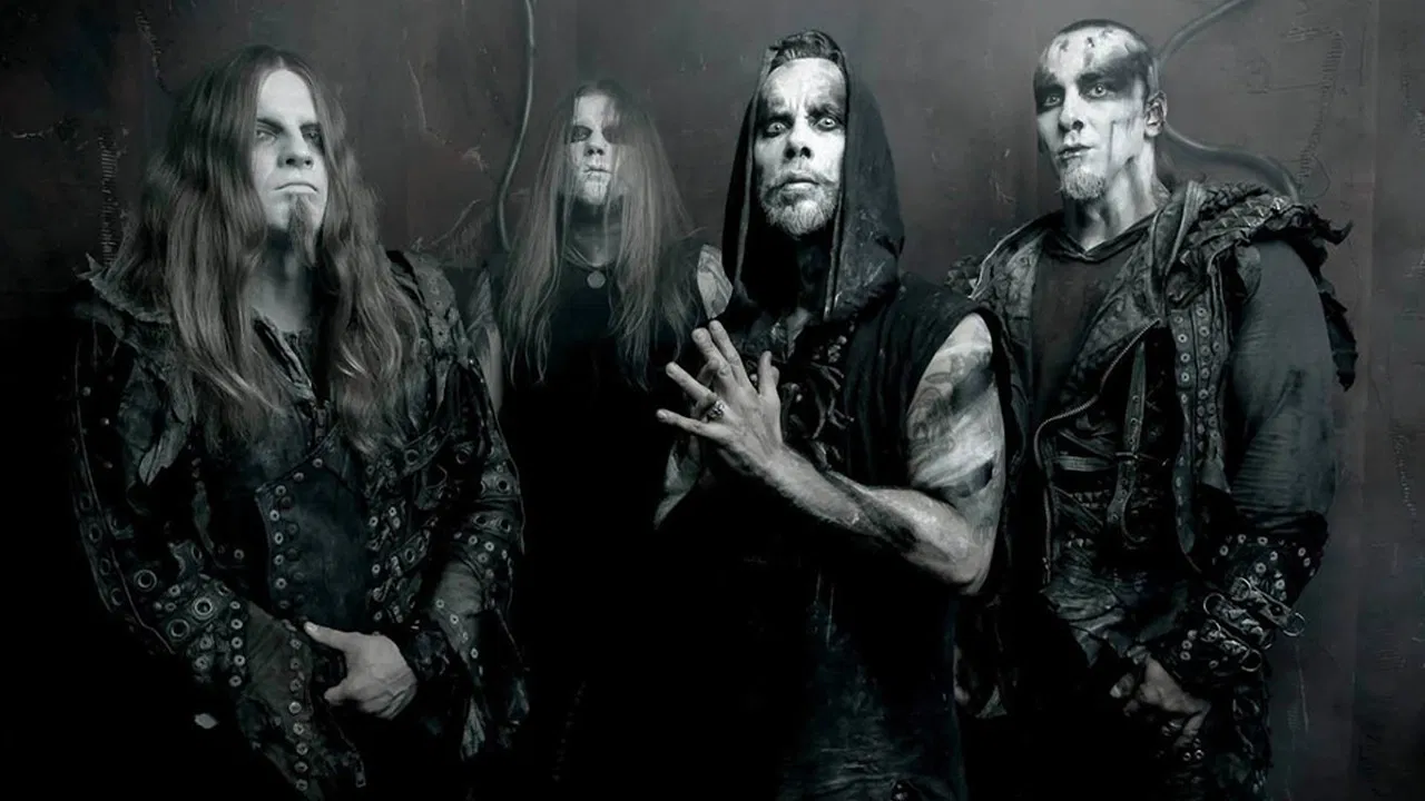 Behemoth:  Messe Noire:  Live Satanist backdrop