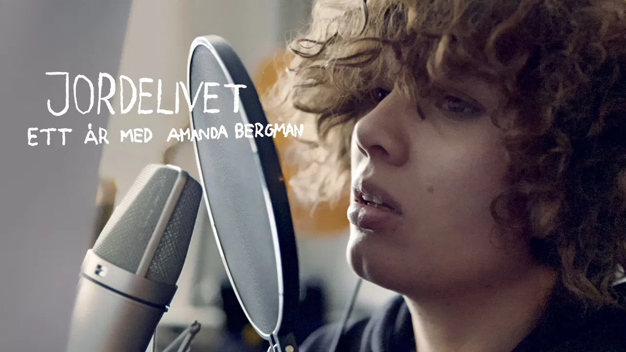 Jordelivet: Ett år med Amanda Bergman backdrop