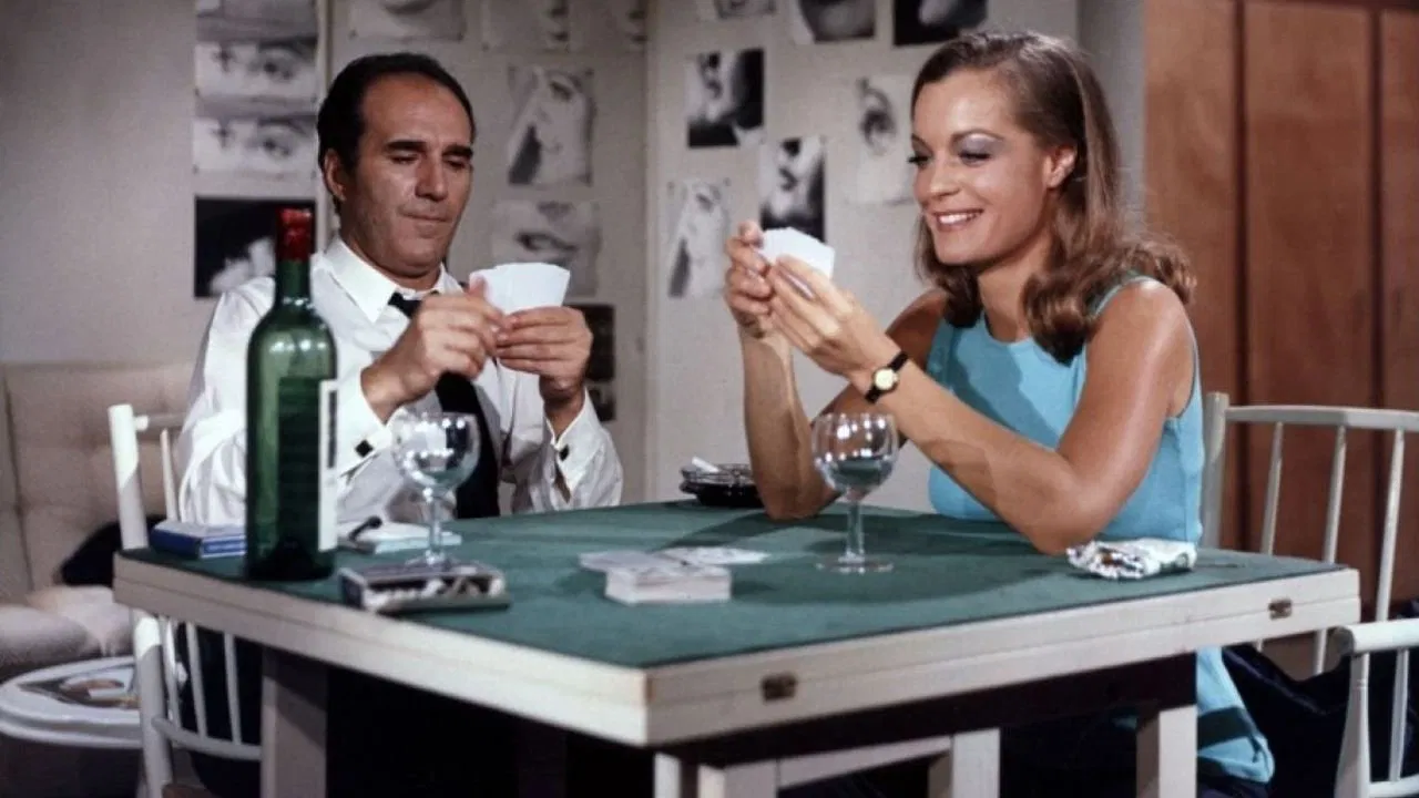 Max and the Junkmen backdrop