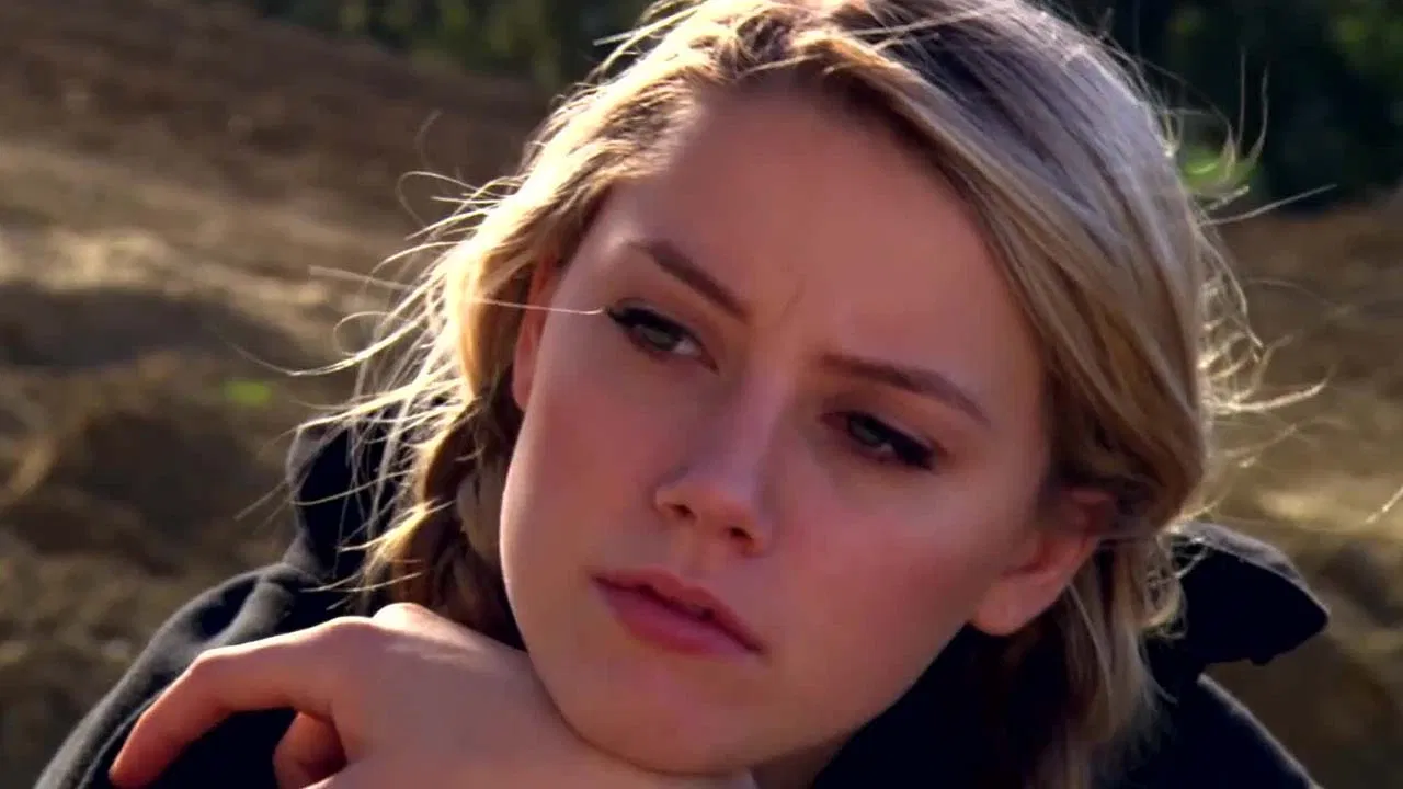 Price To Pay backdrop