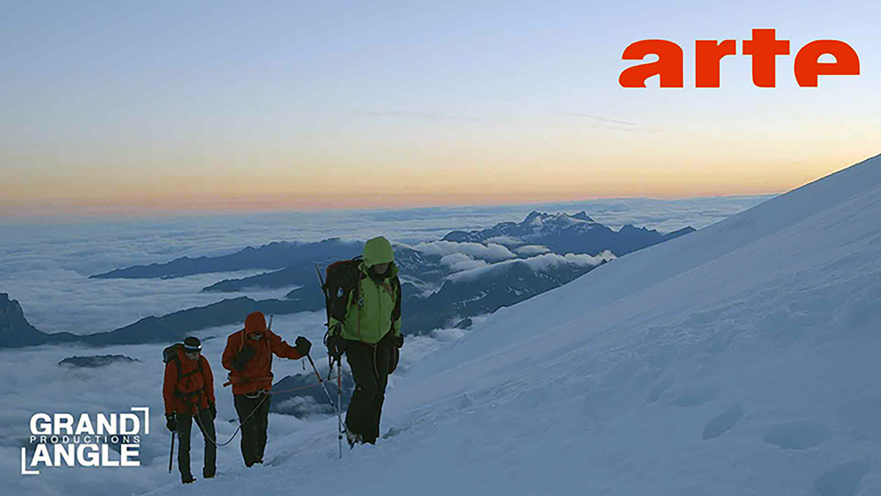 Objectif Mont Blanc, sur les traces d'un géant backdrop