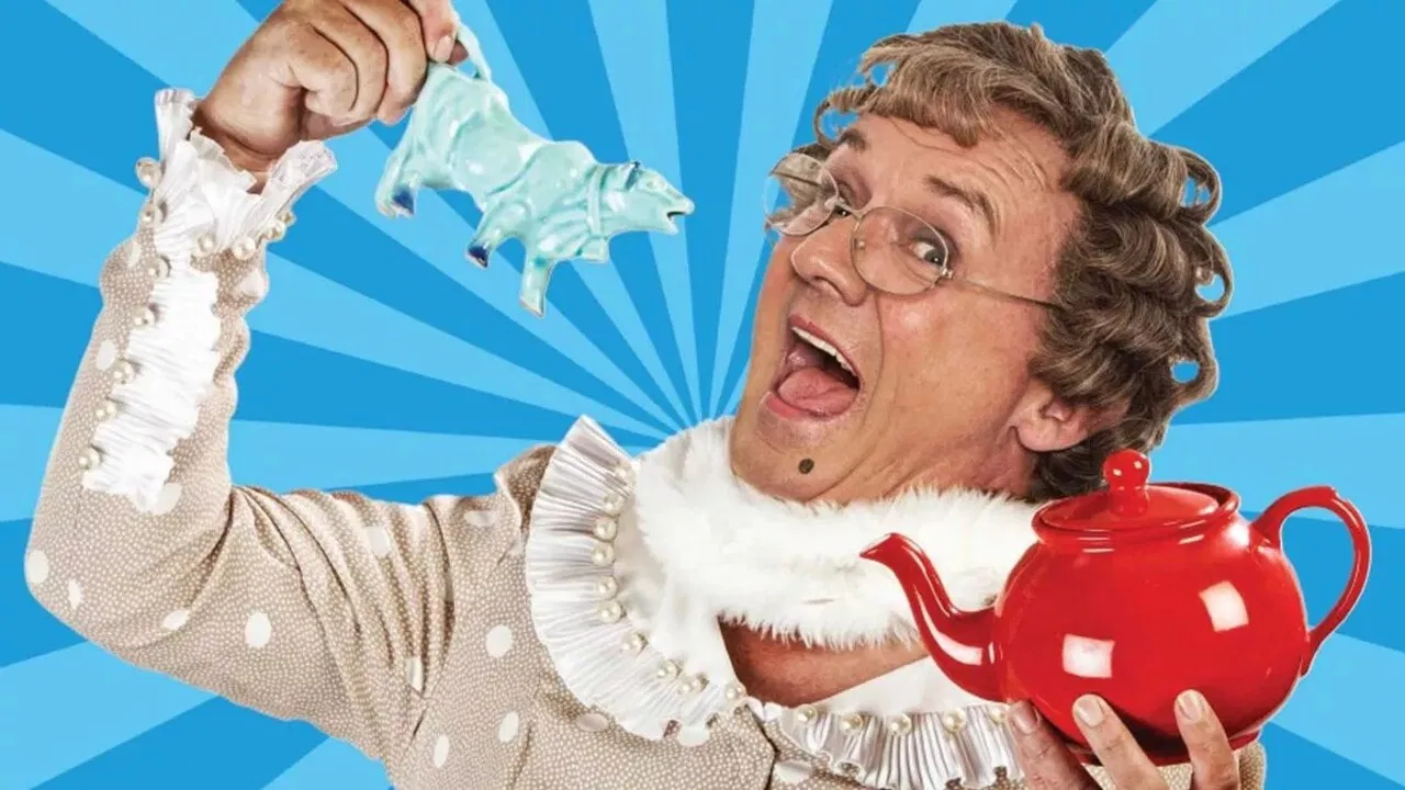 Mrs. Brown's Boys Live Tour: How Now Mrs. Brown Cow backdrop