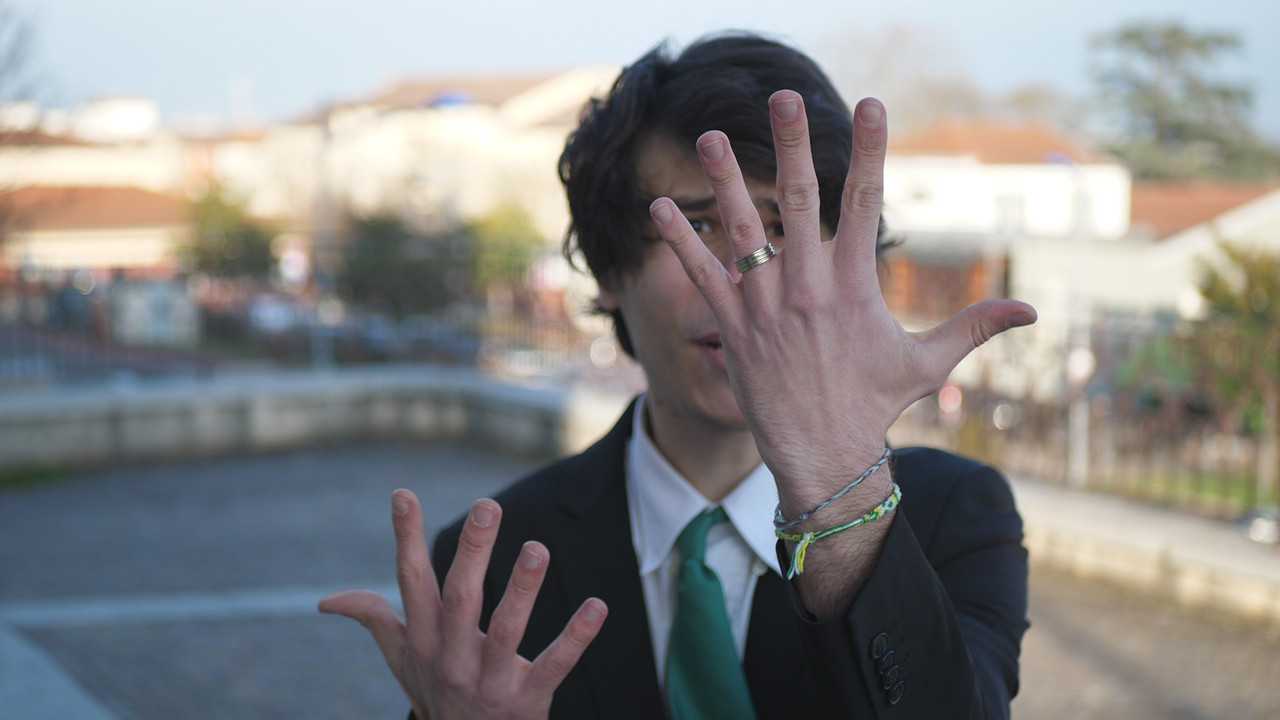 L'OUBLI : COURT MÉTRAGE EN 18 PLANS backdrop