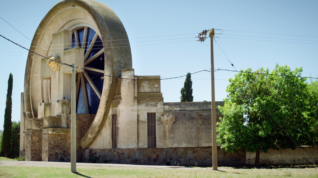 Salamone, Pampa backdrop