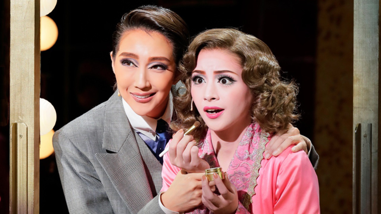 The Cinema Rhapsody / Bouquet de TAKARAZUKA backdrop