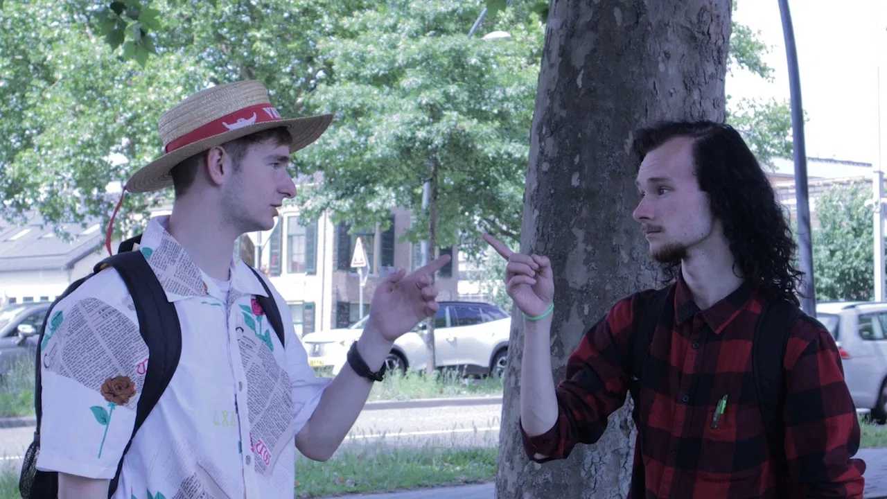 Kleurenpalet 2: Een Nog Grotere Fout backdrop