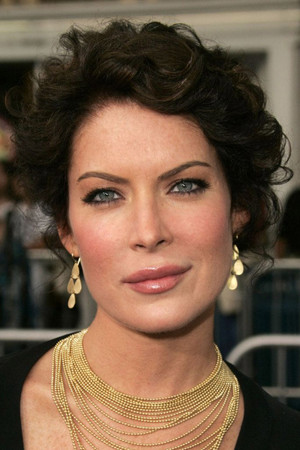 Lara Flynn Boyle photo
