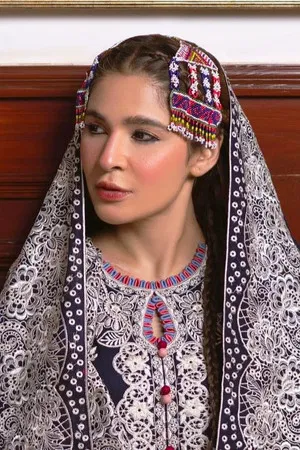 Ayesha Omar photo