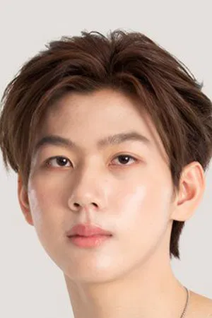 Panachkorn Rueksiriaree photo