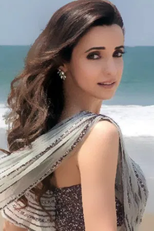 Sanaya Irani photo