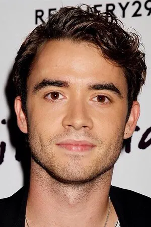 Jamie Blackley photo