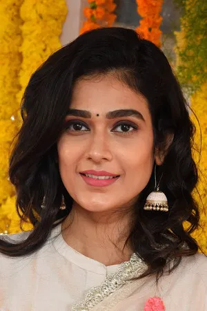 Aakanksha Singh photo