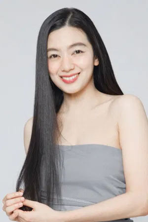 Jennica Garcia photo