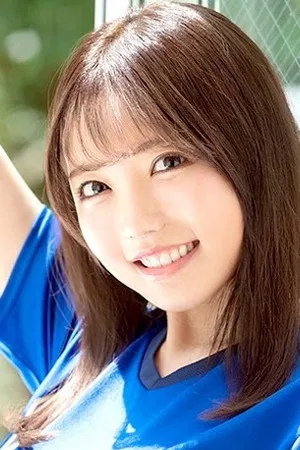 Reona Tomiyasu photo