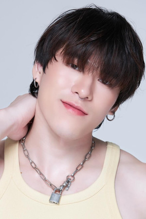 Jeffy Chutipon Limsirithong photo