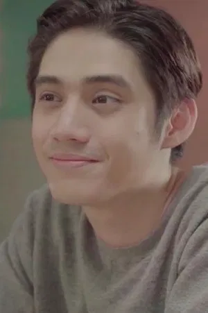 Panupat Sutirak photo