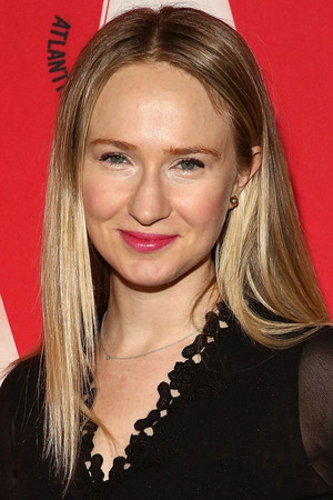 Halley Feiffer photo