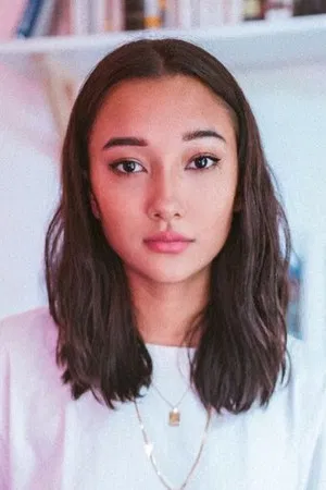 Carissa Perusset photo