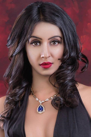 Sanjjanaa Galrani photo