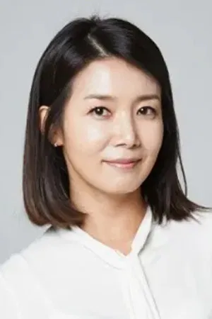 Yoon Ji-sook photo