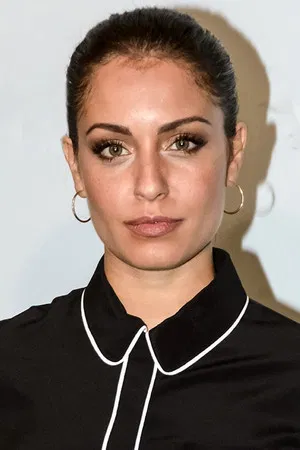 Hiba Abouk photo