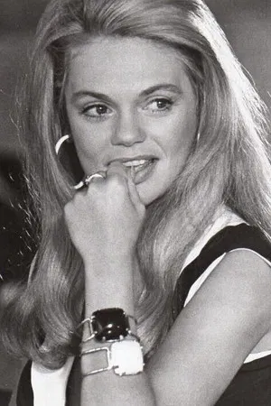 Dyan Cannon photo