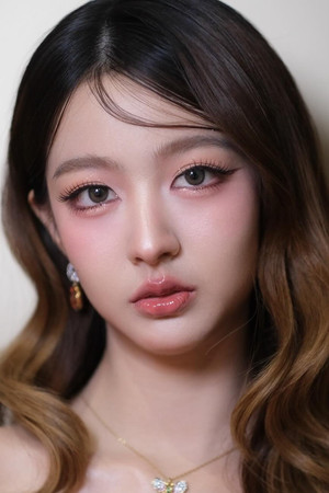 Vipasiri Nunth Laithomya photo